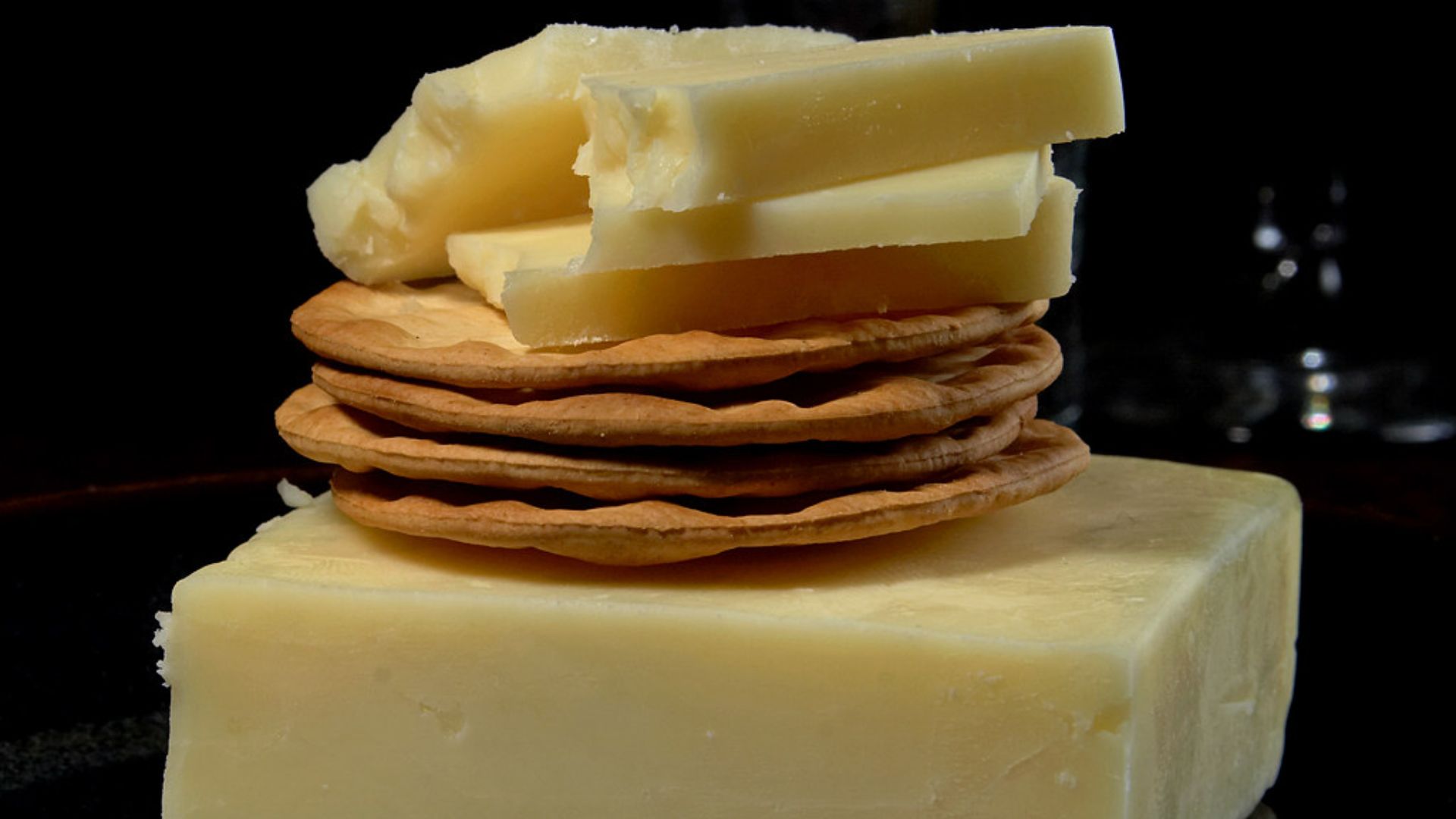 File:White cheddar cheese.jpg