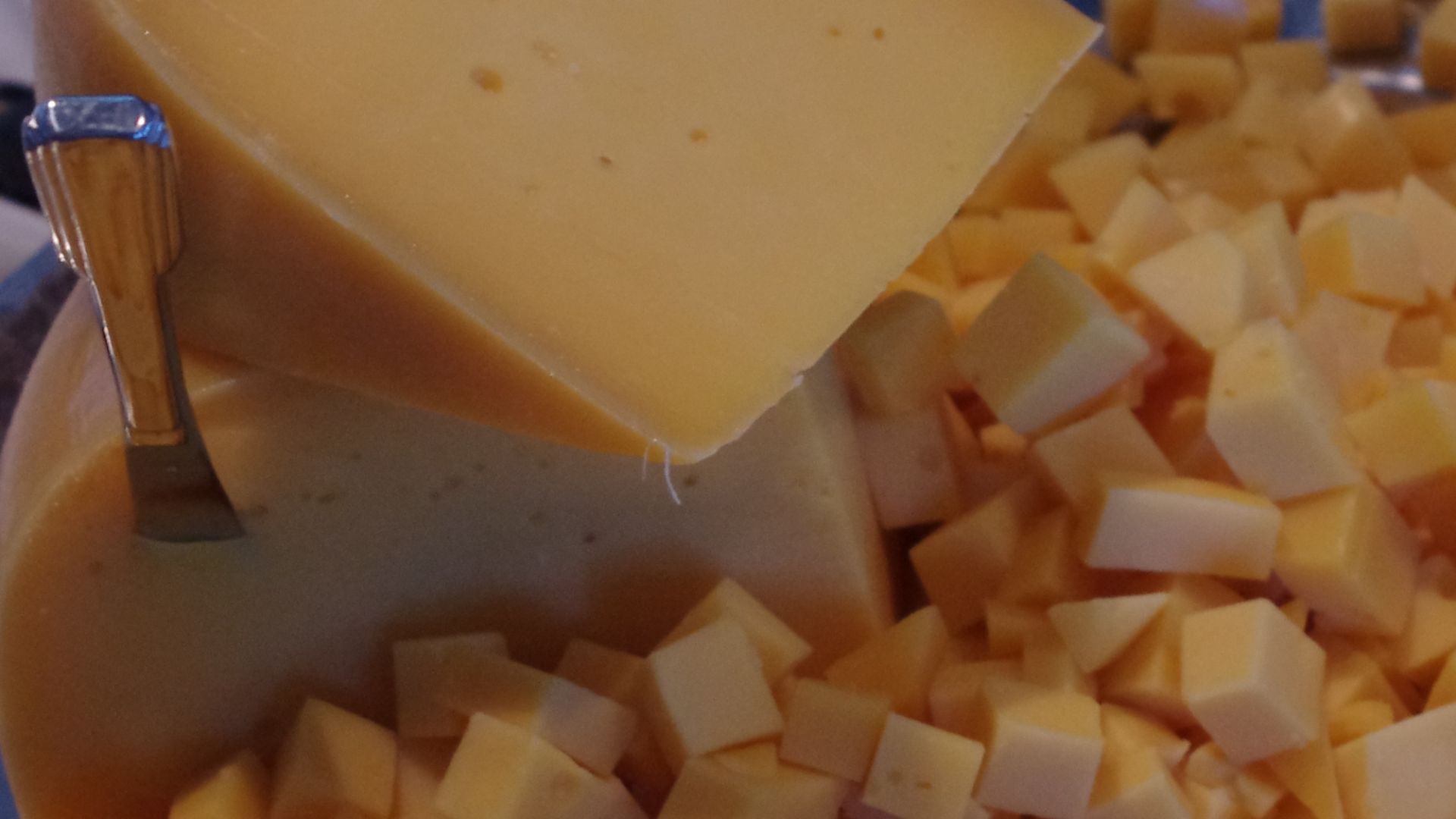 File:Gouda siers.JPG