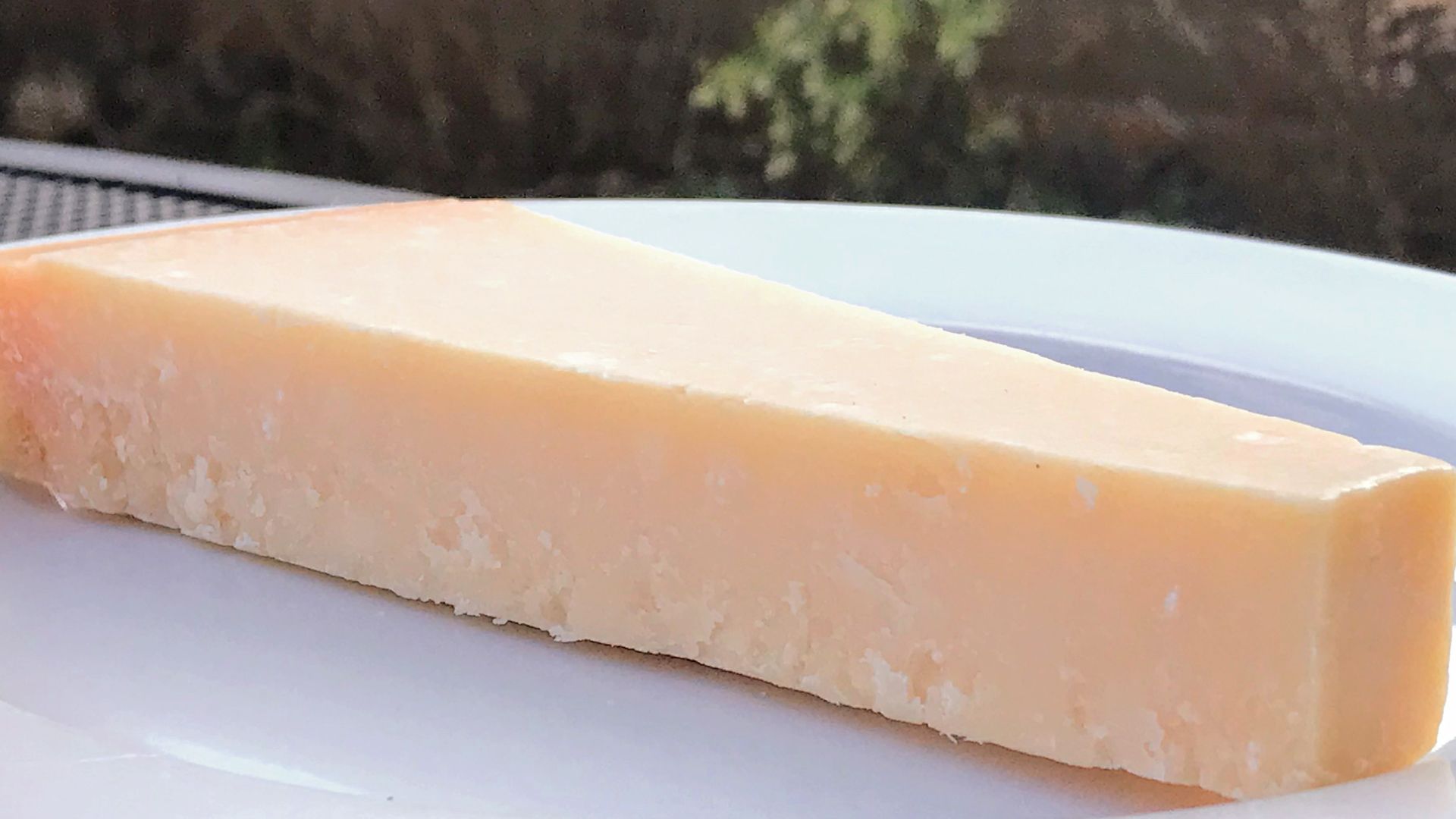File:Parmesan Cheese Parmigiano-Reggiano.jpg