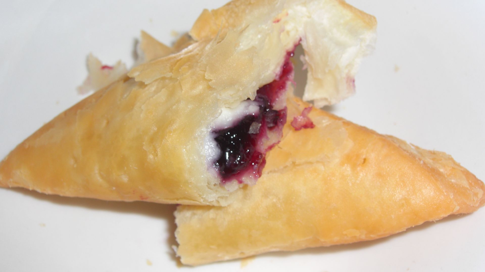 File:Blueberry cream cheese pie mcj2012.jpg