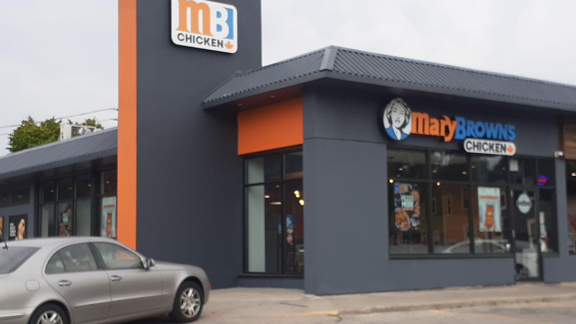 File:Mary Brown's Chicken Scarborough (2022).jpg