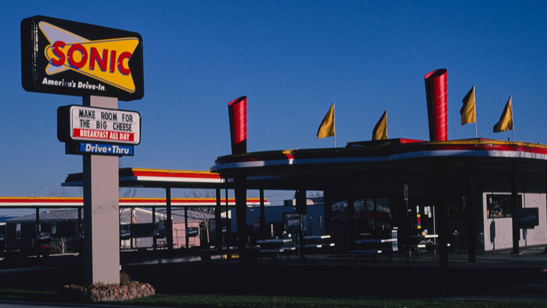 File:Sonic Drive-In Restaurant, Central Valley, Route 66, Albuquerque, New Mexico LOC 24895082348.jpg