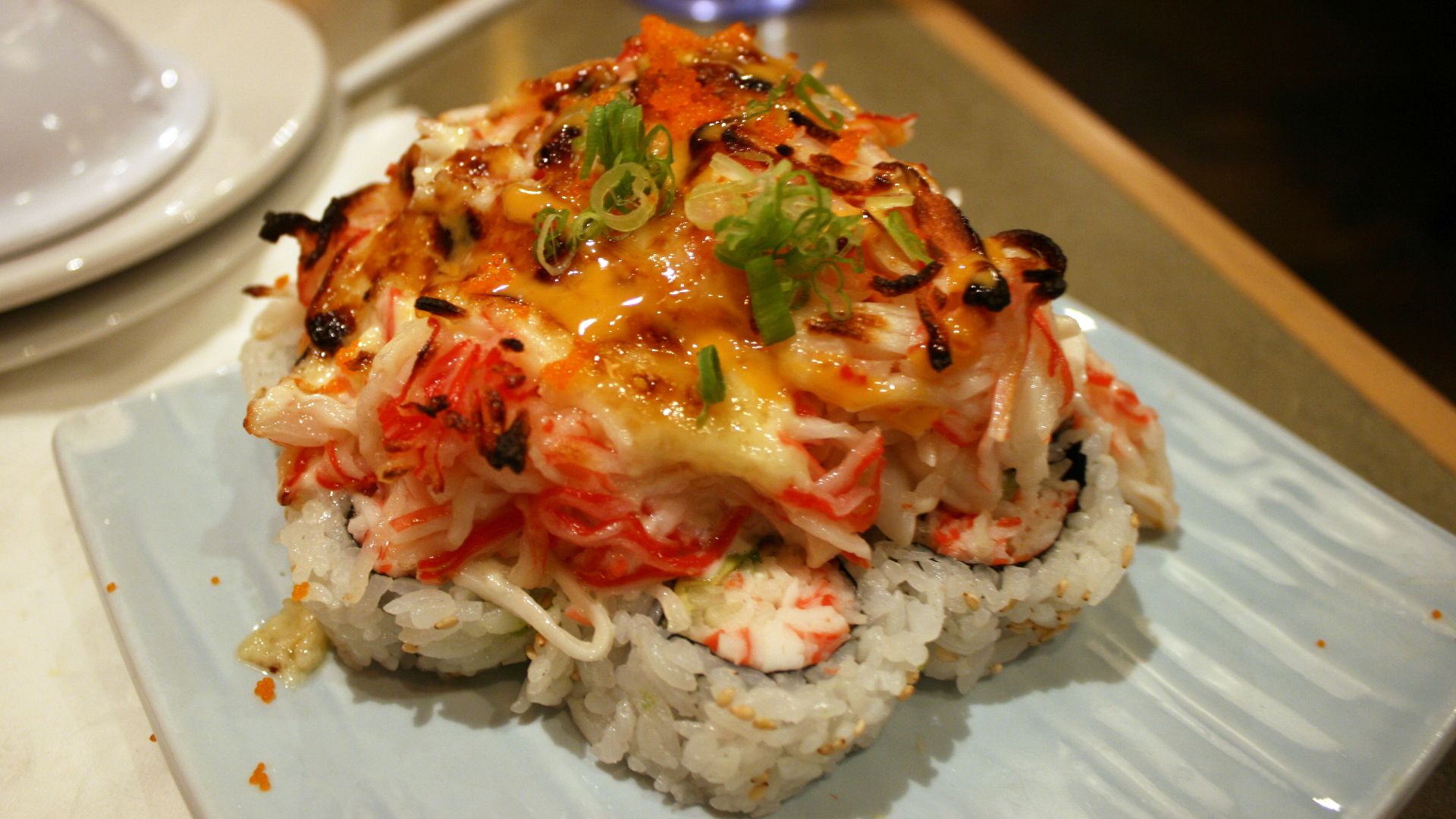 File:Sushi 101 - Volcano Roll (4734845489).jpg