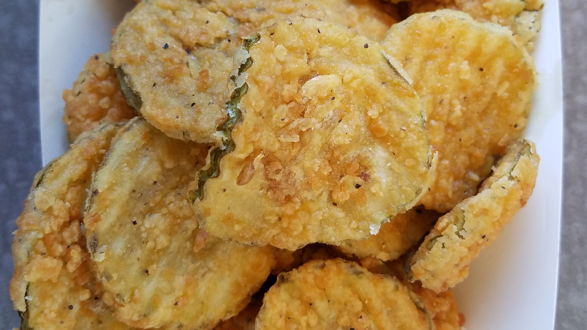 File:Slim Chickens fried pickles.jpg