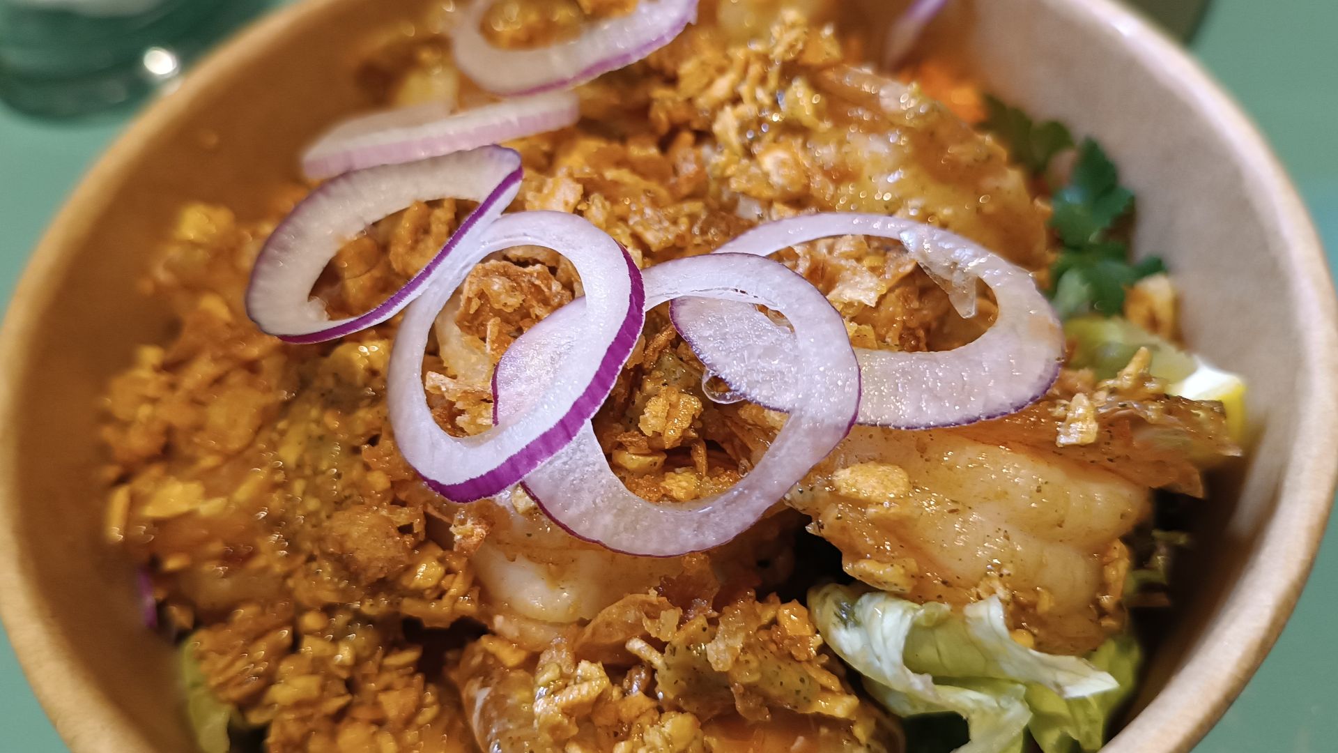 File:JP 日本 Japan 沖繩 OKINAWA 豐見城市 Tomigusuku 琉球溫泉 瀨長島 Ryukyu Onsen Senagajima shop 煎炸大蝦 fried giant prawn January 2025 R12S 02.jpg