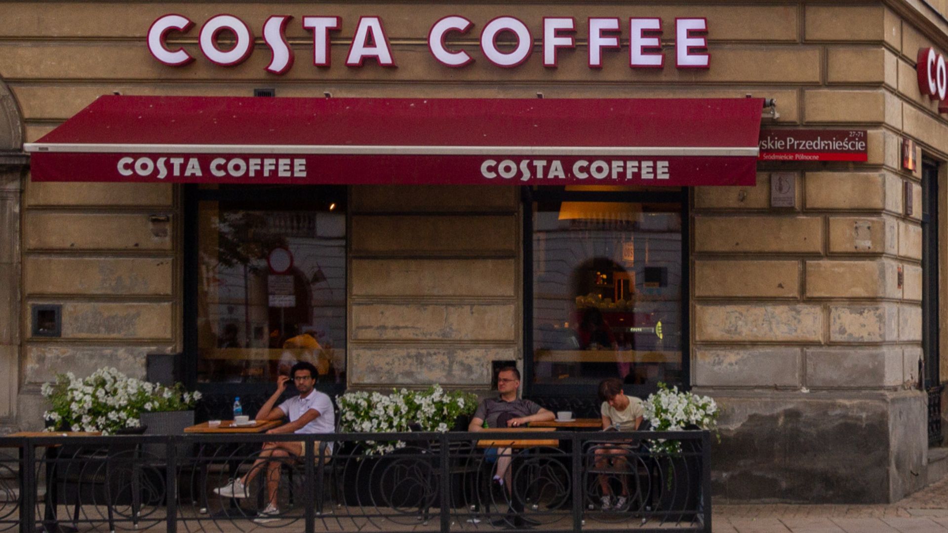 File:2018-07-07 Costa Coffee at Krakowskie Przedmieście Street in Warsaw.jpg