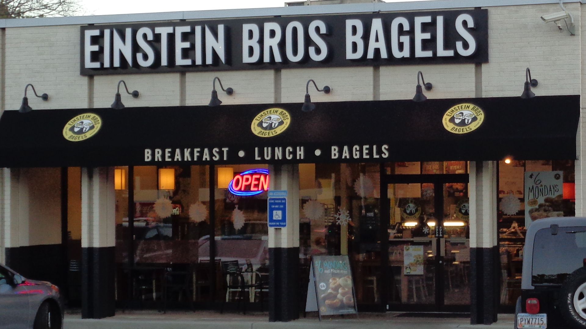 File:Einstein Bros Bagels, N Druid Hills, Brookhaven.jpg