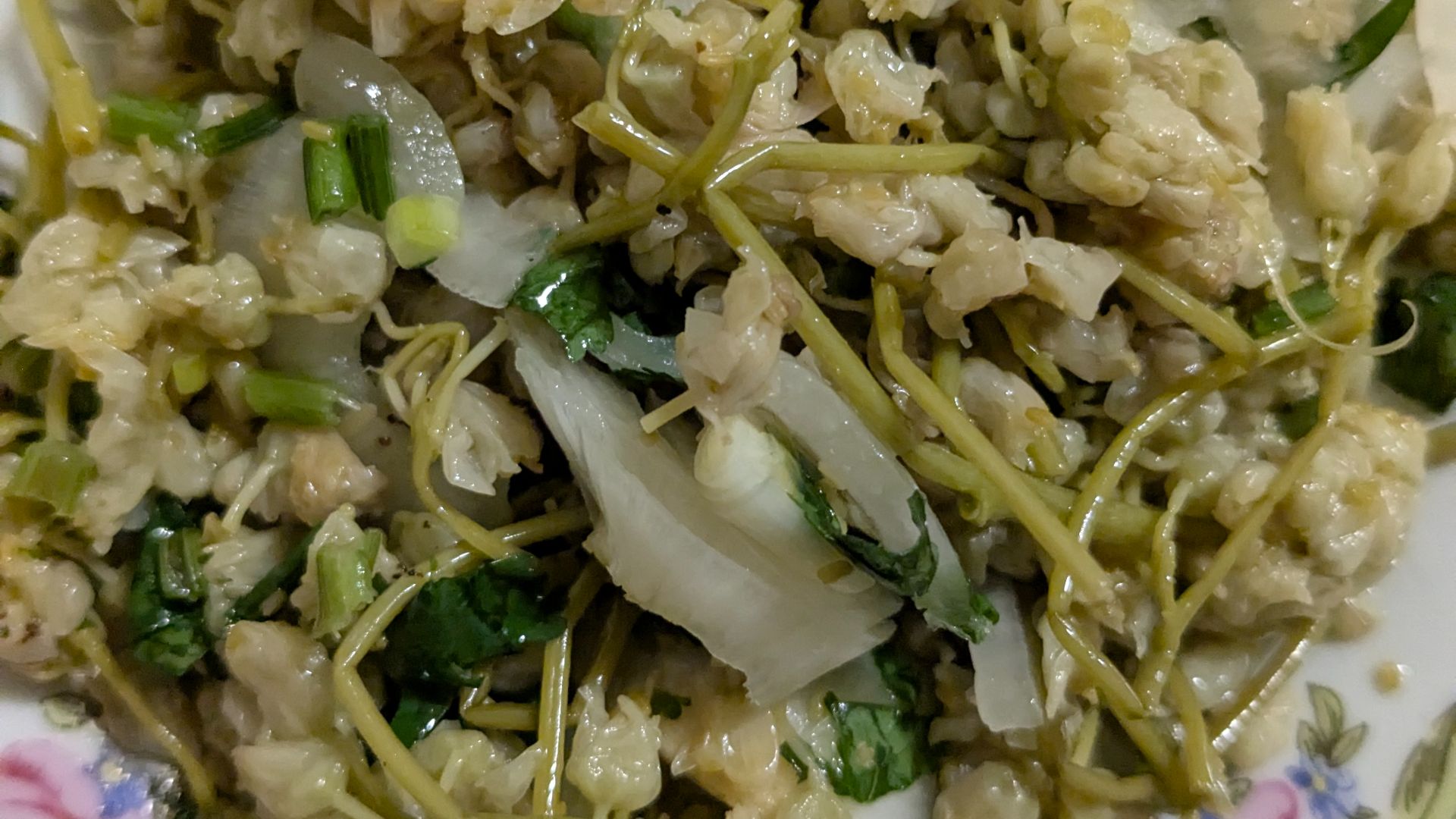 File:Jonjoli bladdernut flower pickles.jpg