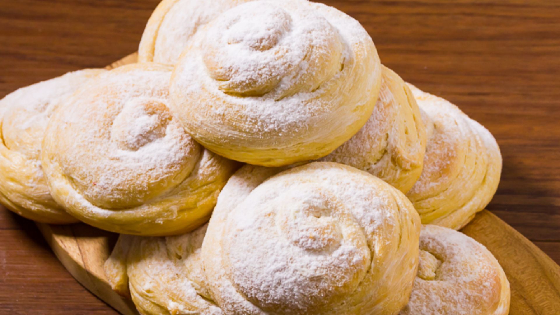 File:Ensaymada Recipe (Filipino Sweet Buns).jpg