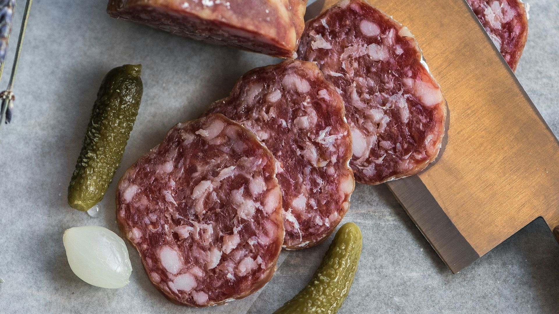 sliced meats and meat clever