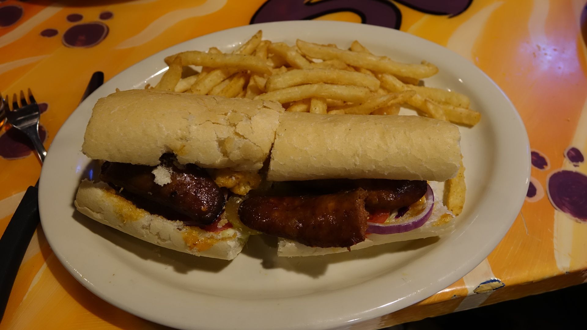 File:Alligator sausage po-boy on plate with french fries, New Orleans November 2016.jpg