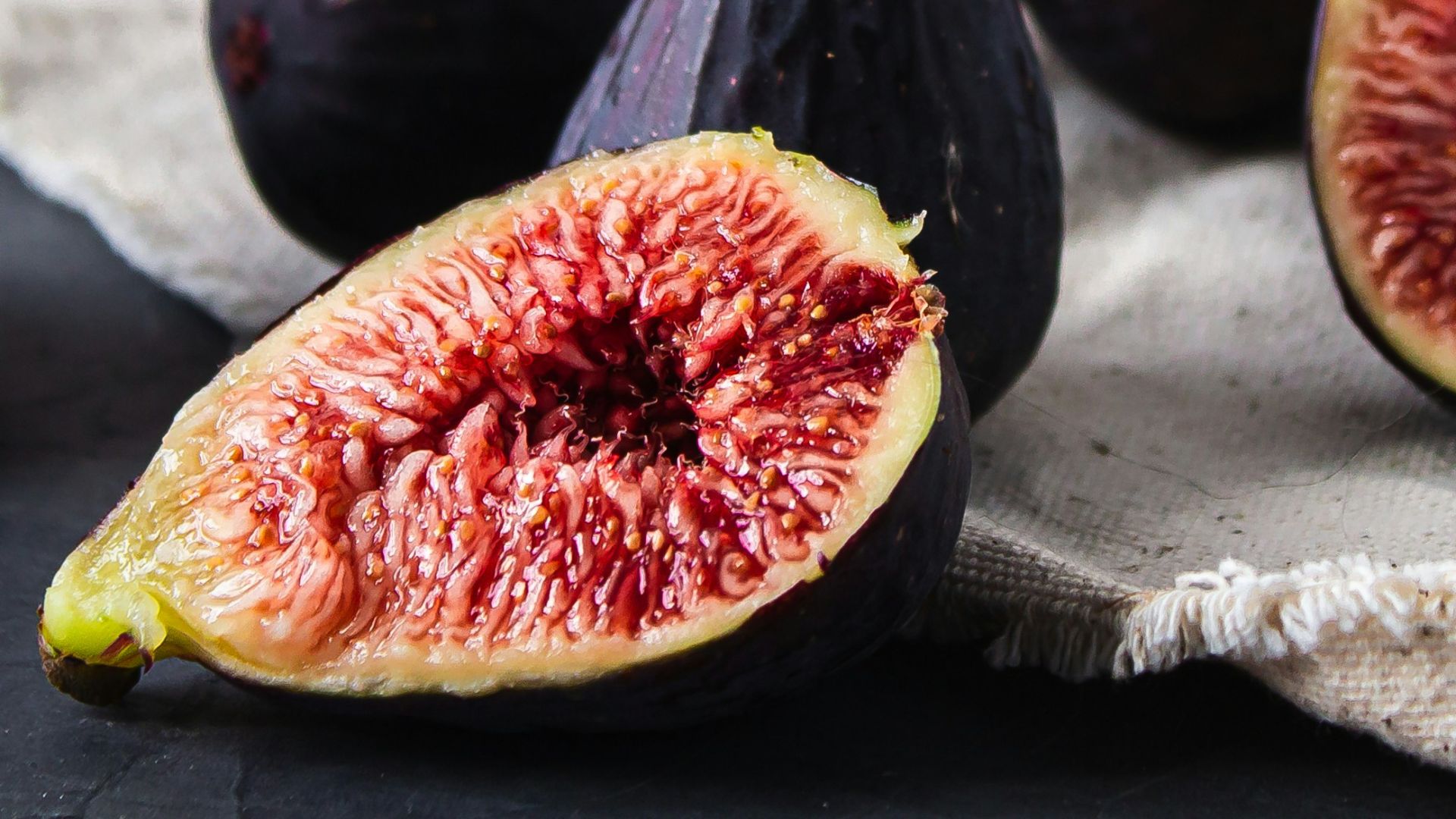 purple and red round fruit