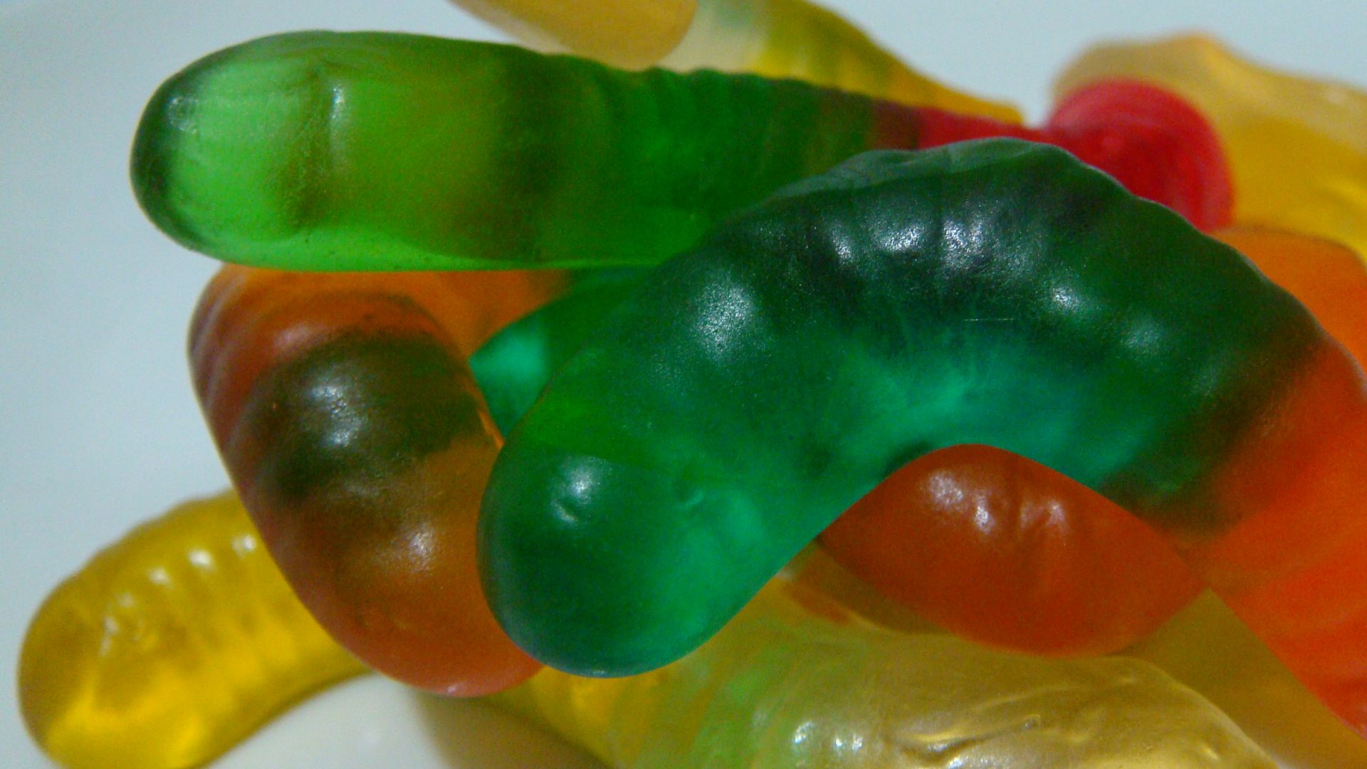 File:Gummy Worms (3955679201).jpg