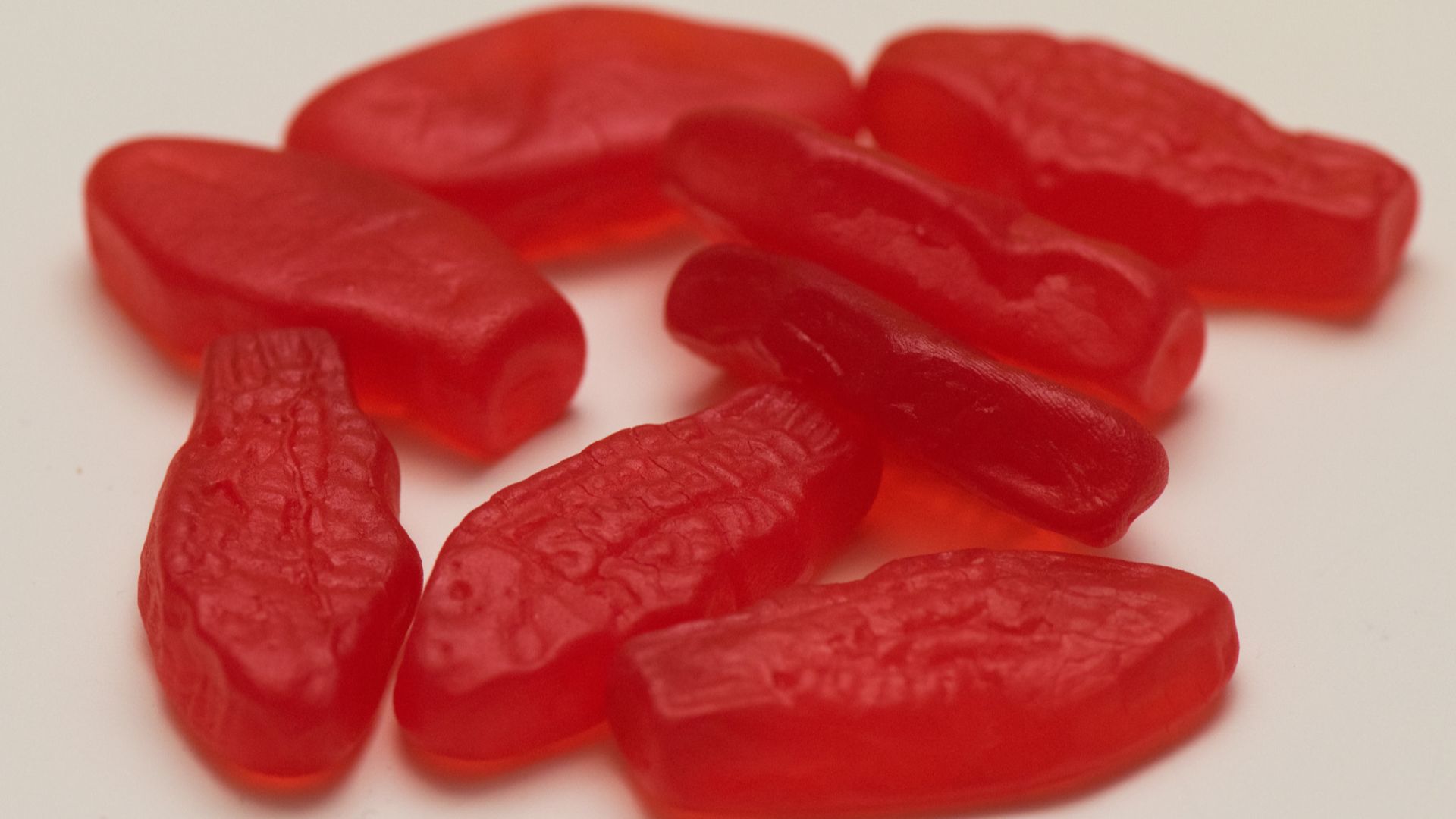 File:53 105 Swedish Fish (149030403).jpeg