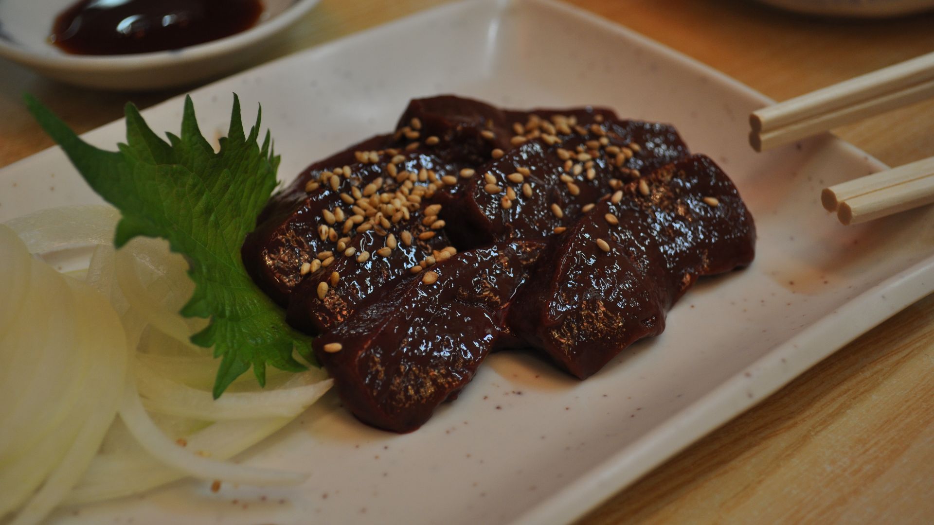 File:Beef liver sashimi.JPG