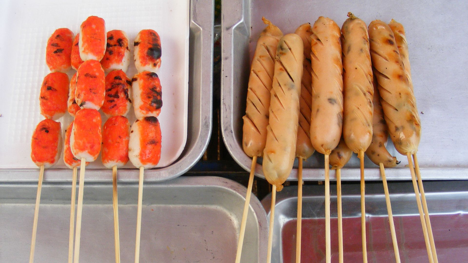 File:Thai hot dogs.JPG