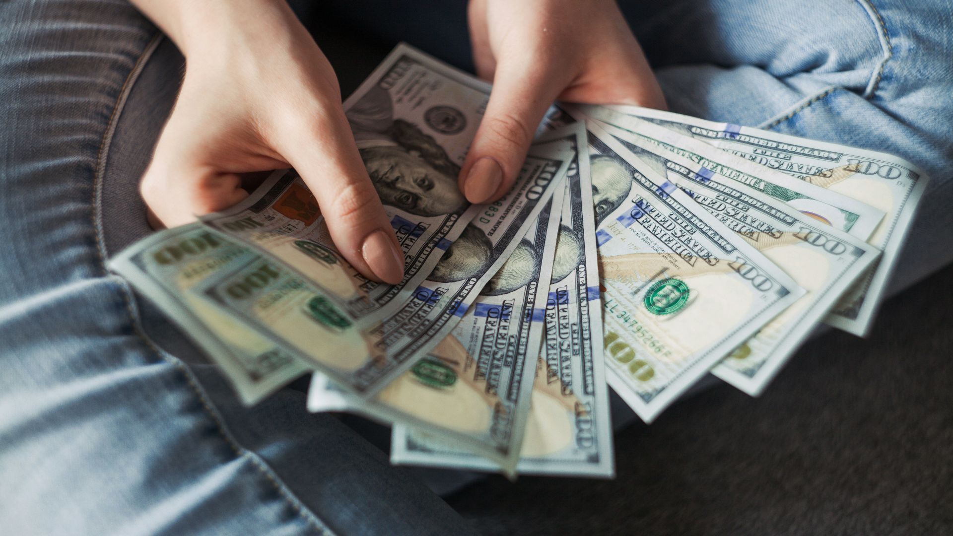 fan of 100 U.S. dollar banknotes