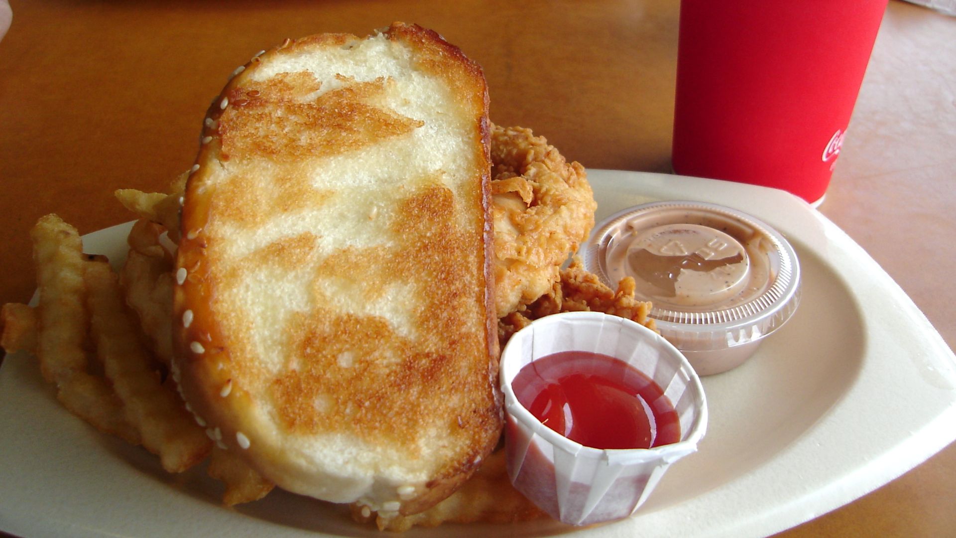 File:Raising Cane's 3 Finger Combo.jpg