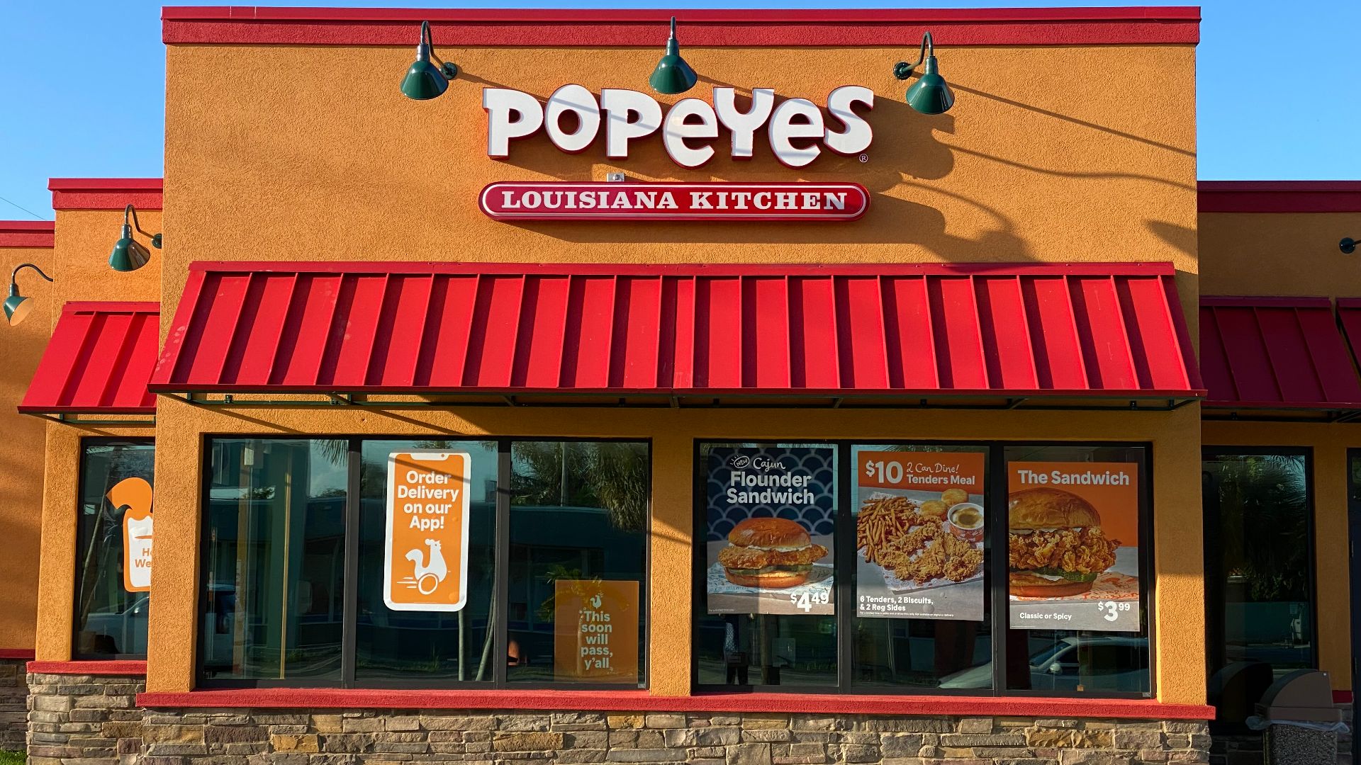 File:Popeyes Louisiana Kitchen (51195358373).jpg