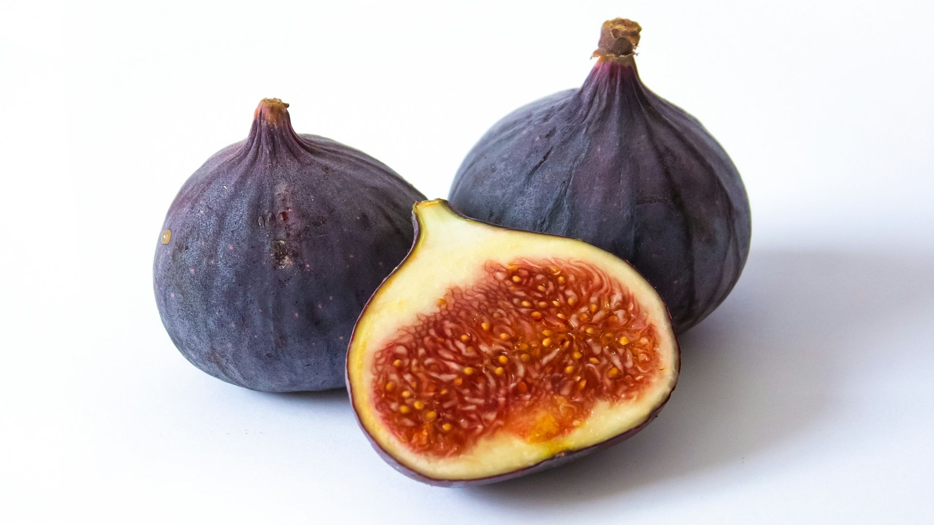 black and red round fruit