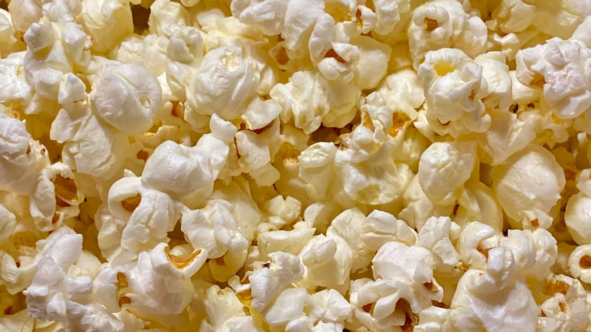 cooked popcorn