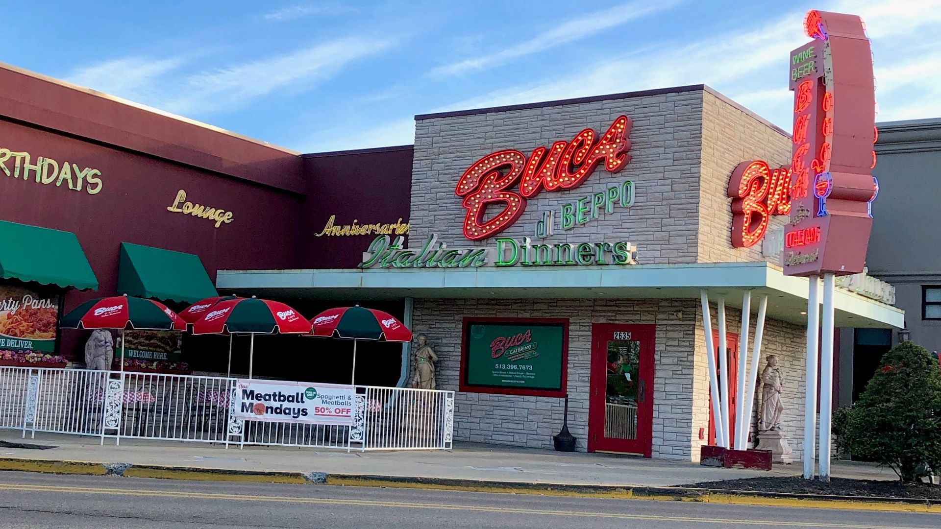 File:Buca di Beppo, Rookwood Commons, Norwood, OH - 47681299671.jpg