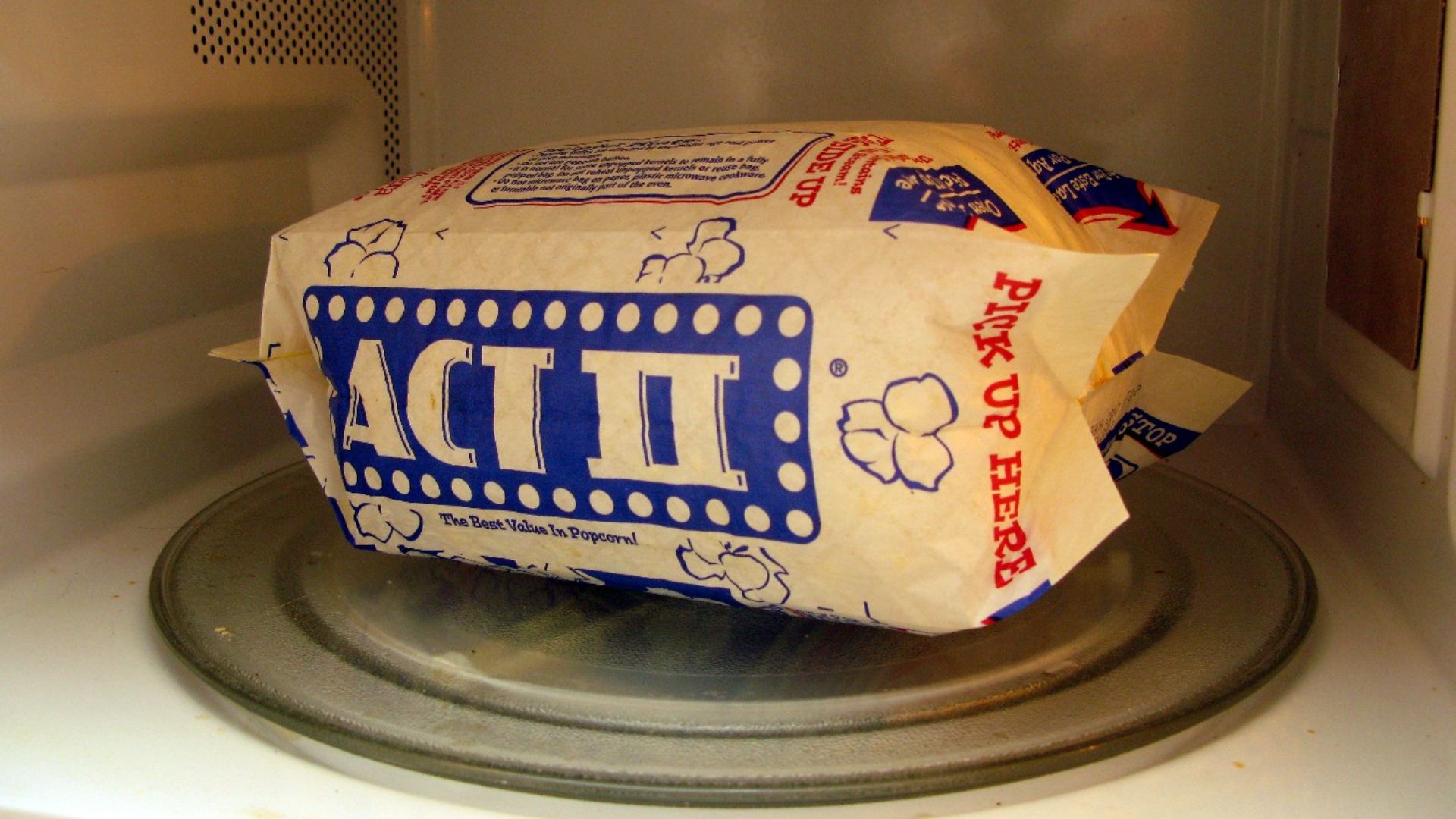 File:Microwave popcorn ACT II.jpg