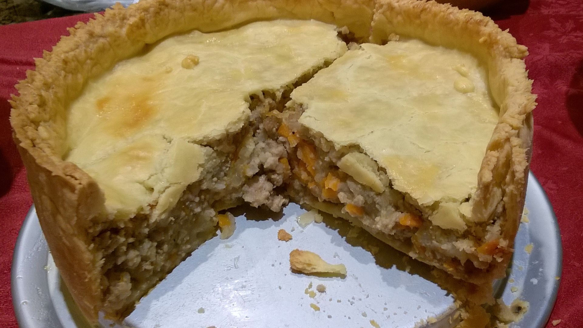 File:Tourtiere cross section (cropped).jpg