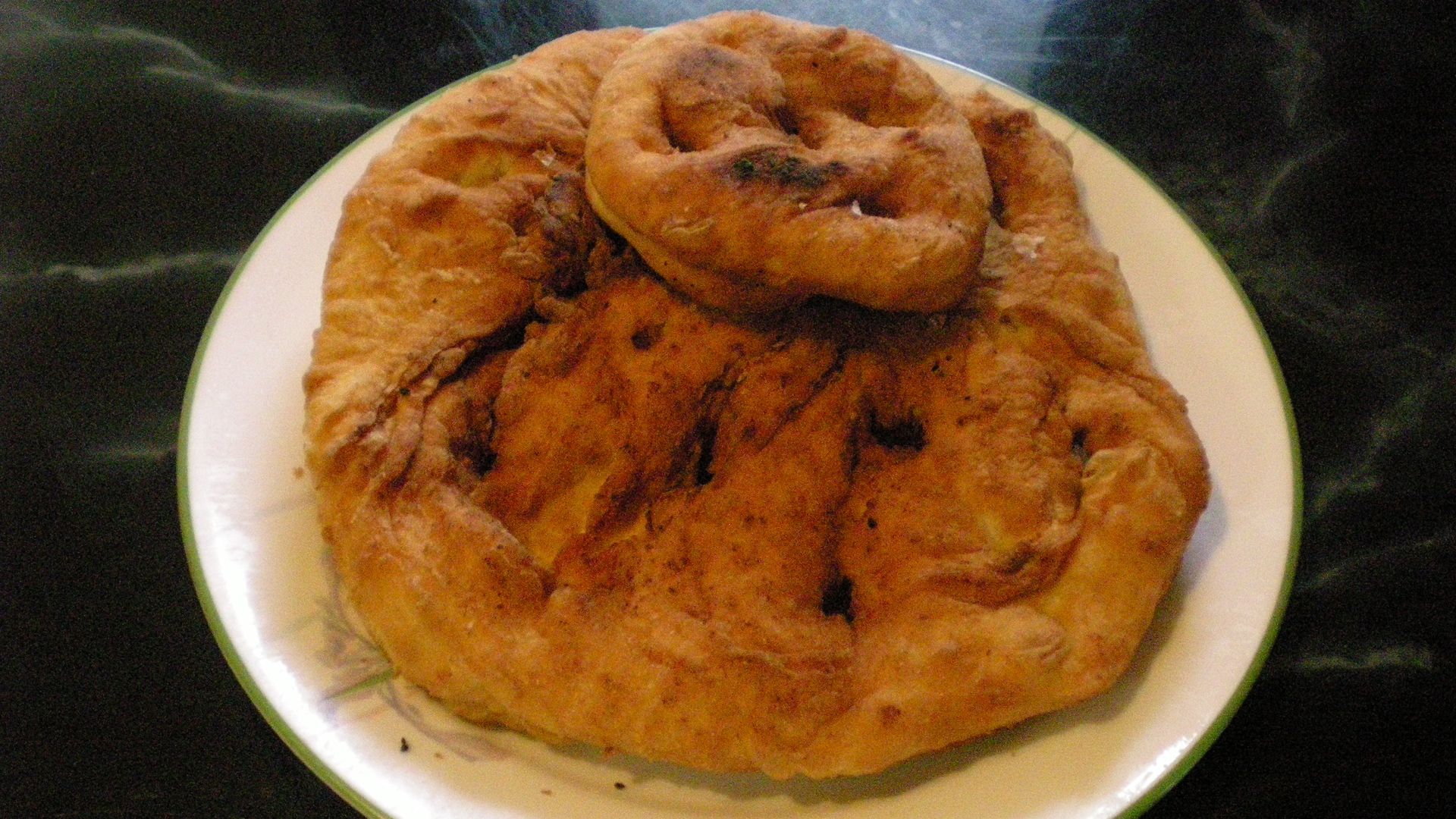 File:Inuit bannock.JPG