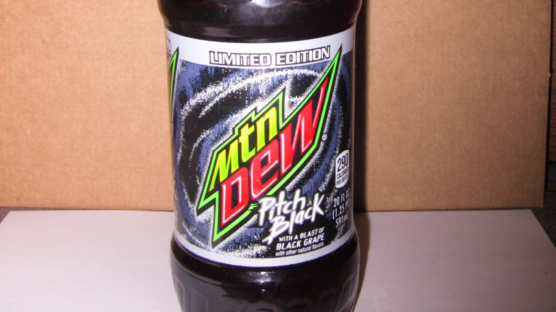 File:DEW Pitch Black.JPG