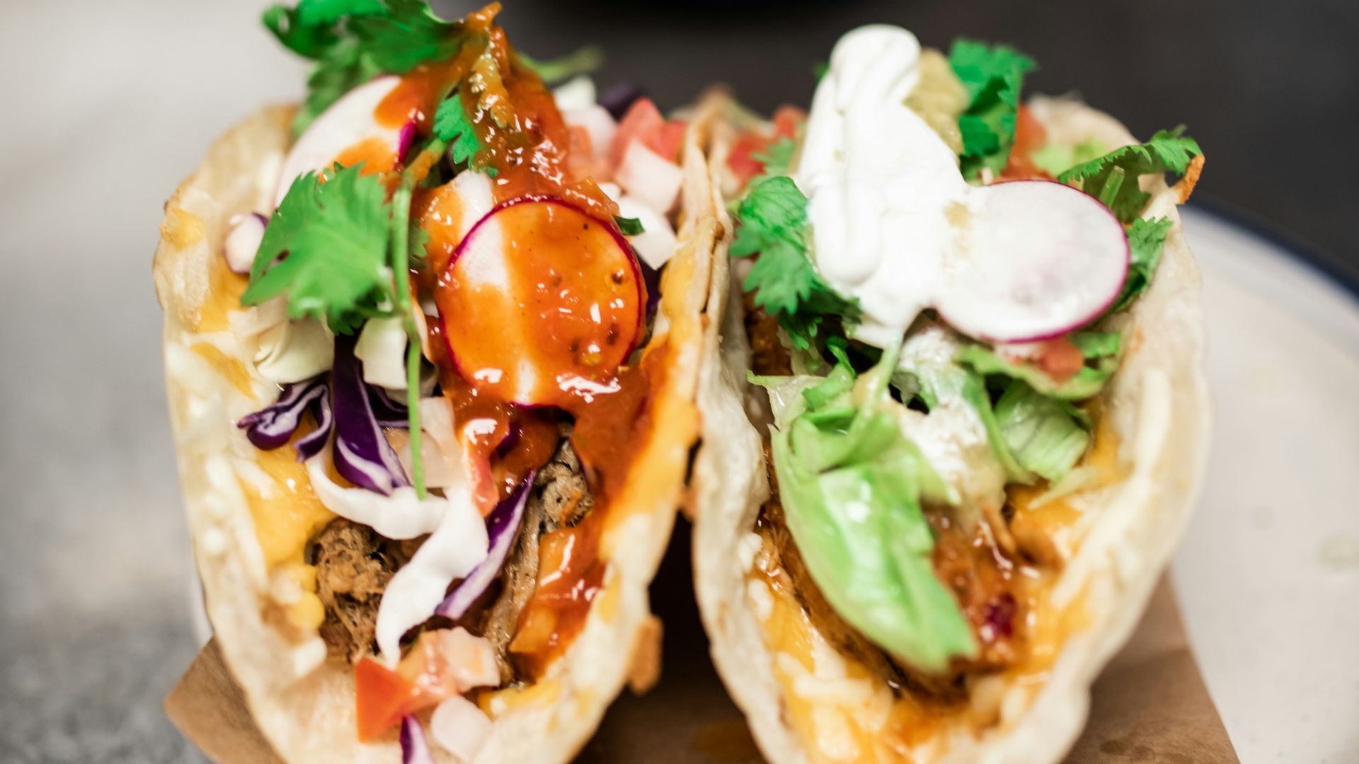 sandwich with tomato and lettuce