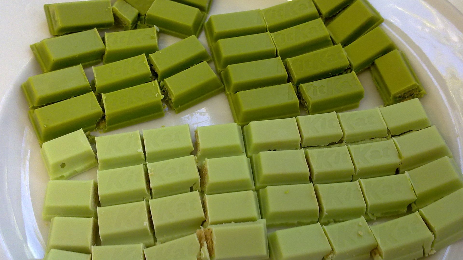 File:Green KitKat (5156750425).jpg