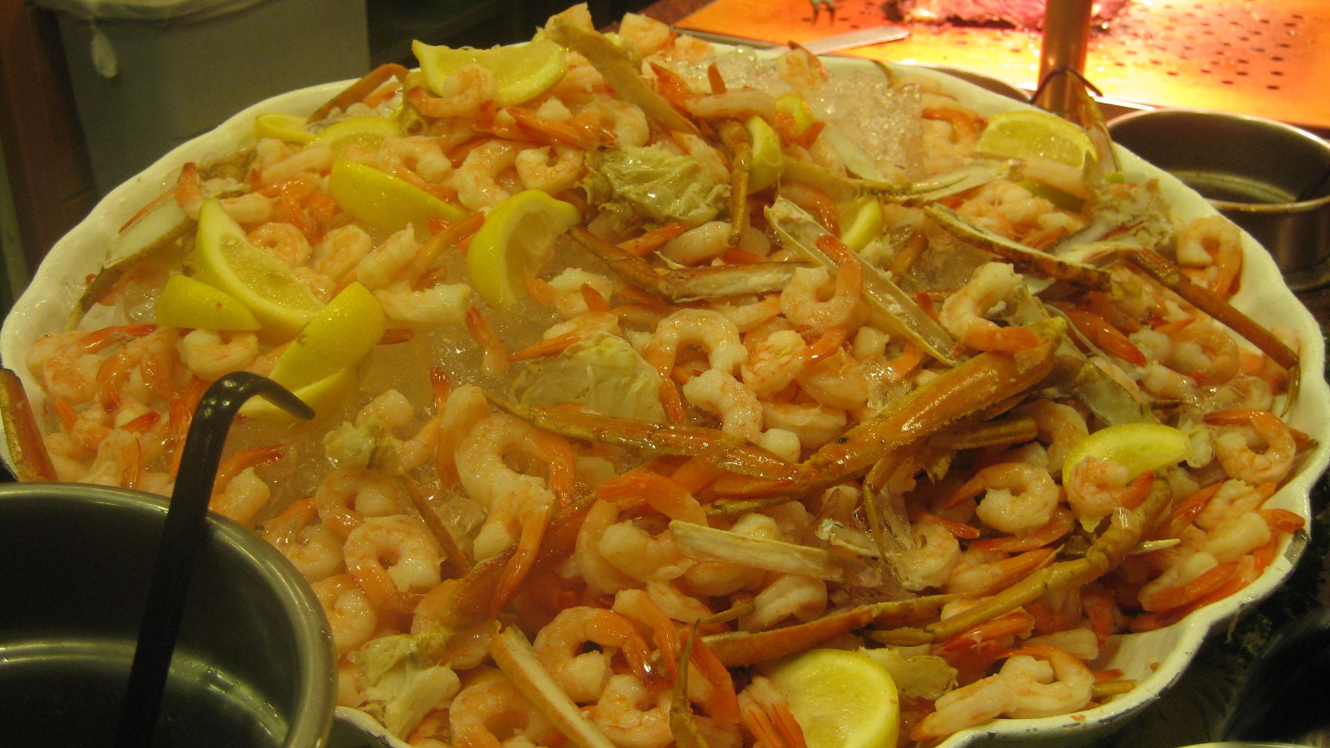File:Food at the Courtyard Buffet - 2010 05.jpg