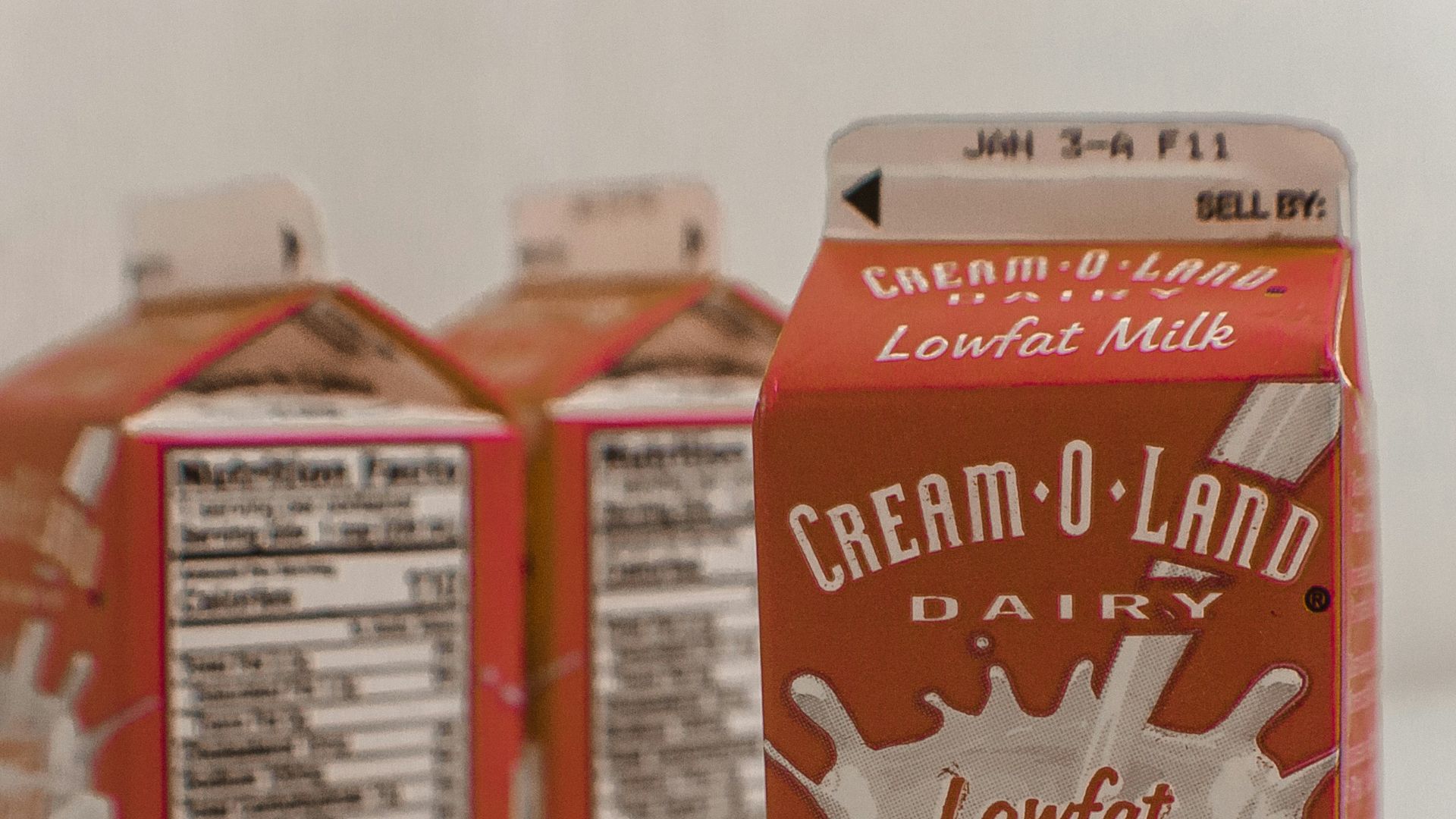 Cream-O-Land lowfat Milk carton
