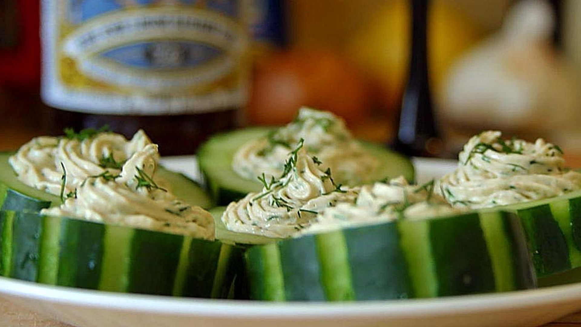 File:Smoked salmon and dill mousse in cucumber cups.jpg