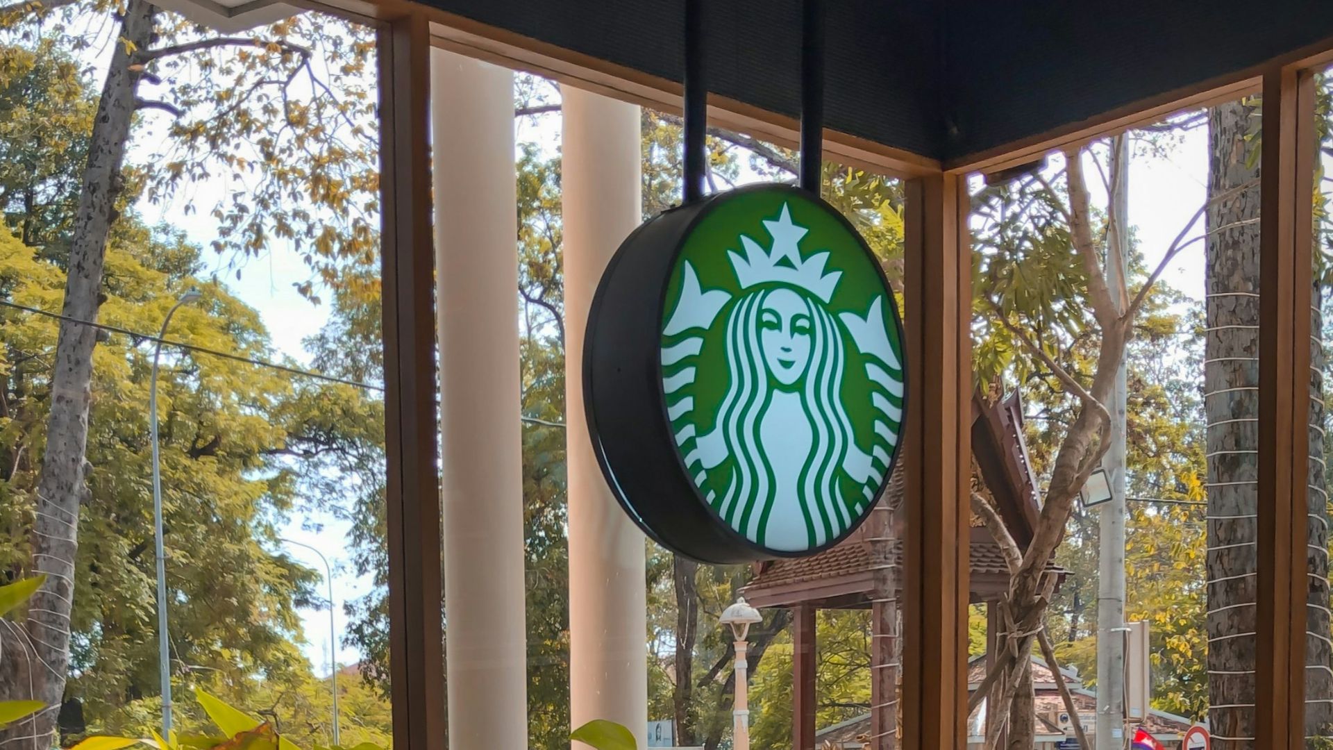 round brown wooden table