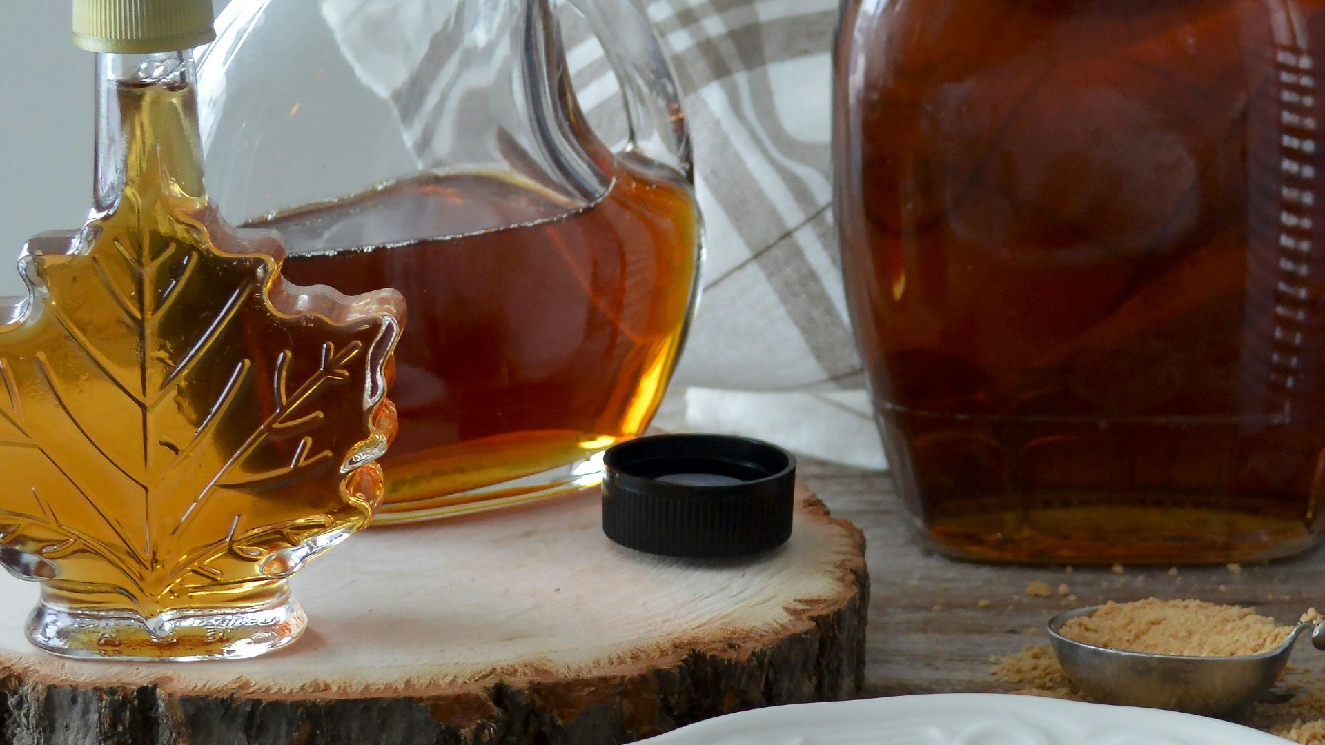 honey filled bottle on the table