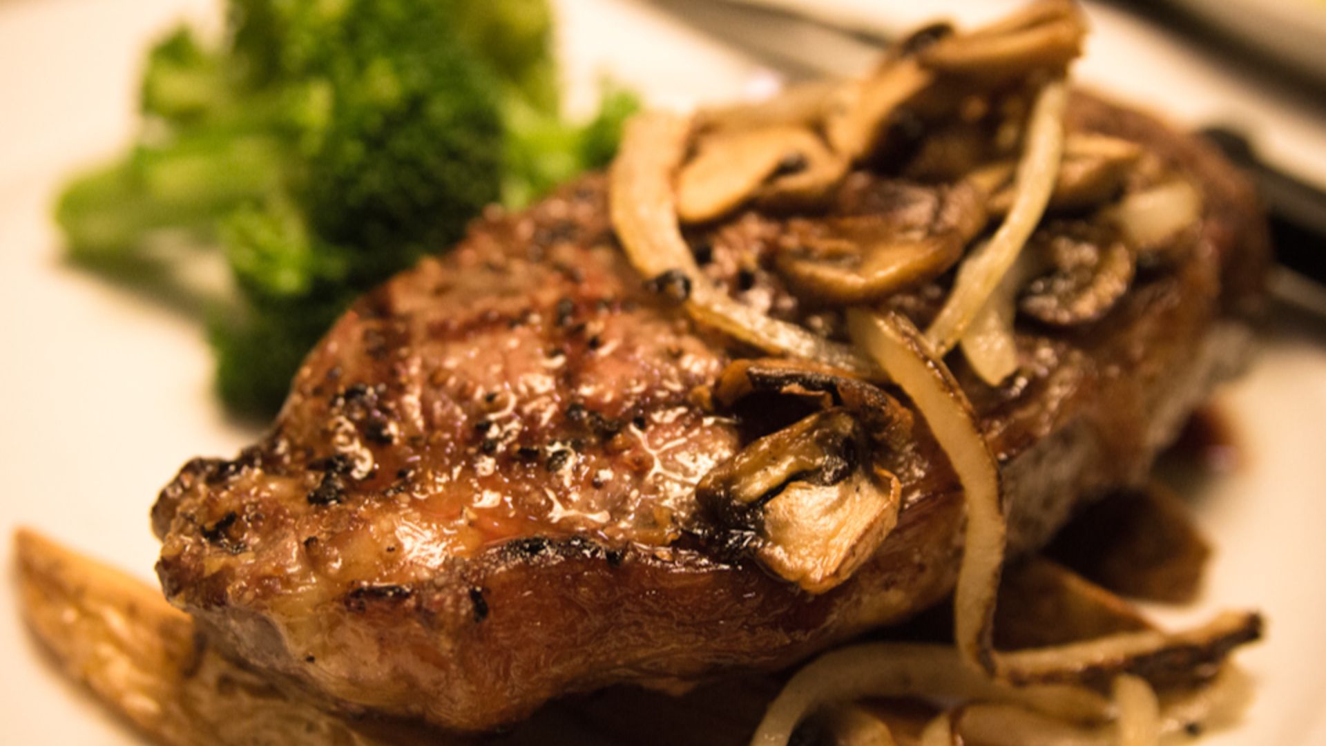 File:NY Strip Steak.jpg