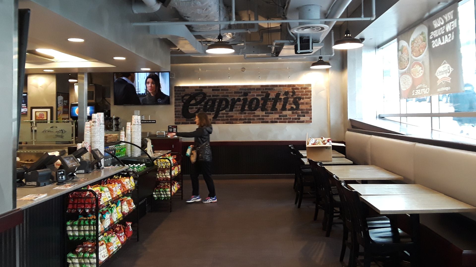 File:Interior and counter area, Capriotti's, Rosslyn, Virginia.jpg