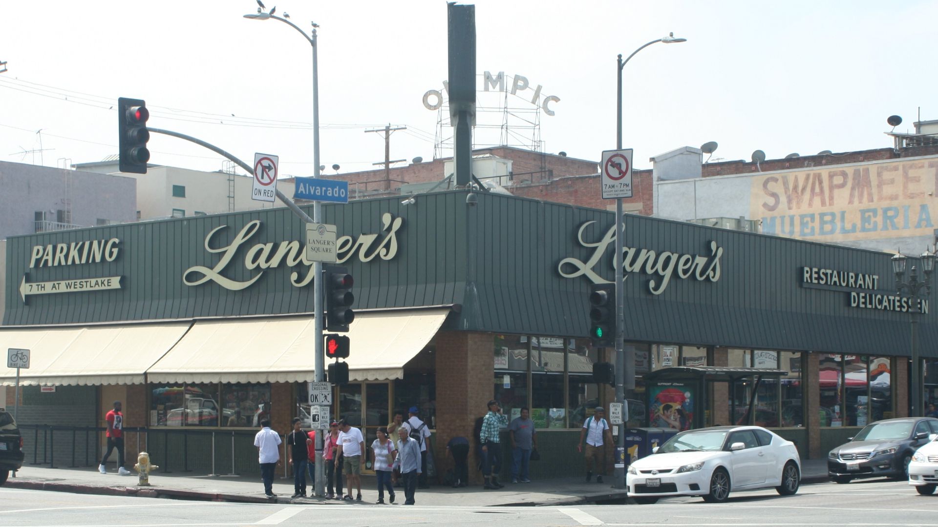File:Langer's Deli from Langer's Square (cropped).jpg