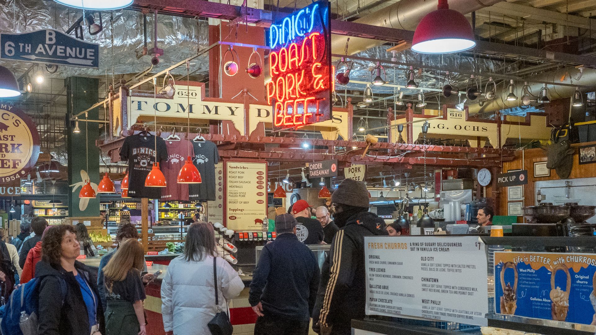 File:Dinic's Roast Pork & Beef - Reading Terminal Market (53587019890).jpg