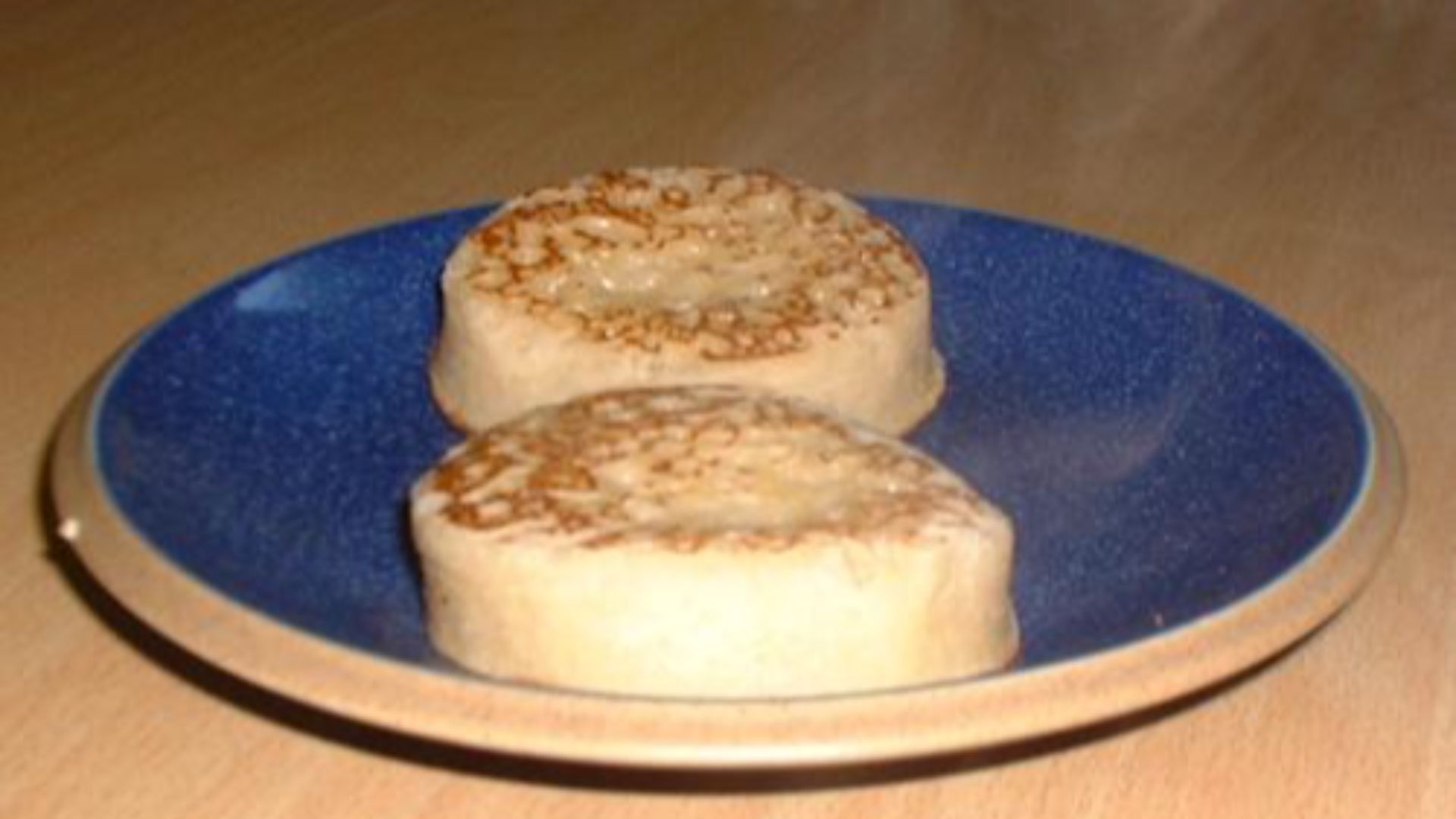 File:Crumpets, hot.jpg