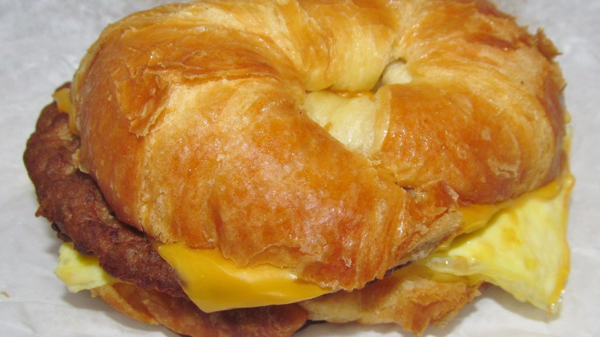 File:Burger King Sausage Croissanwich (23381873185).jpg