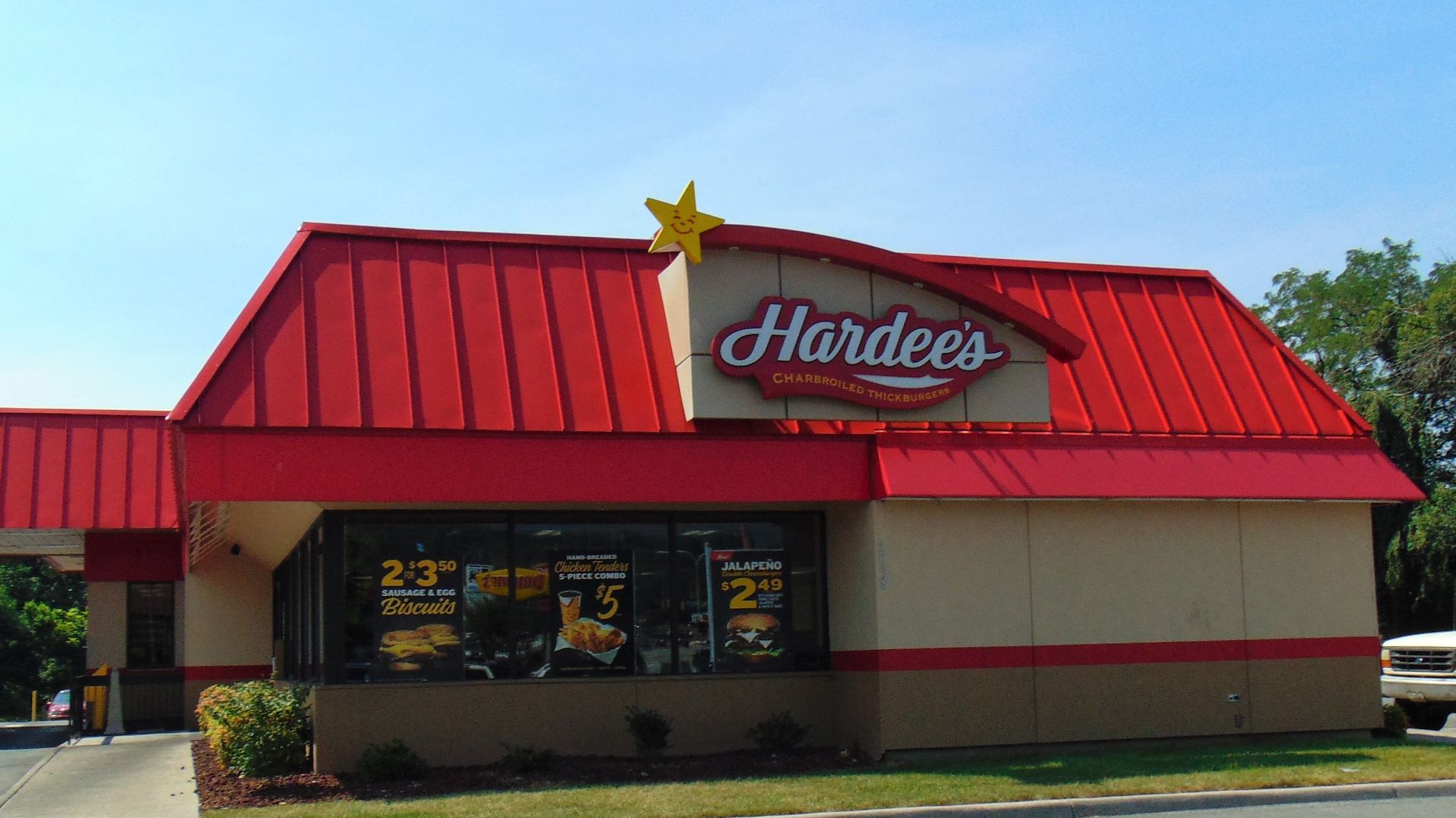 File:Hardee's, Salem, Virginia .jpg
