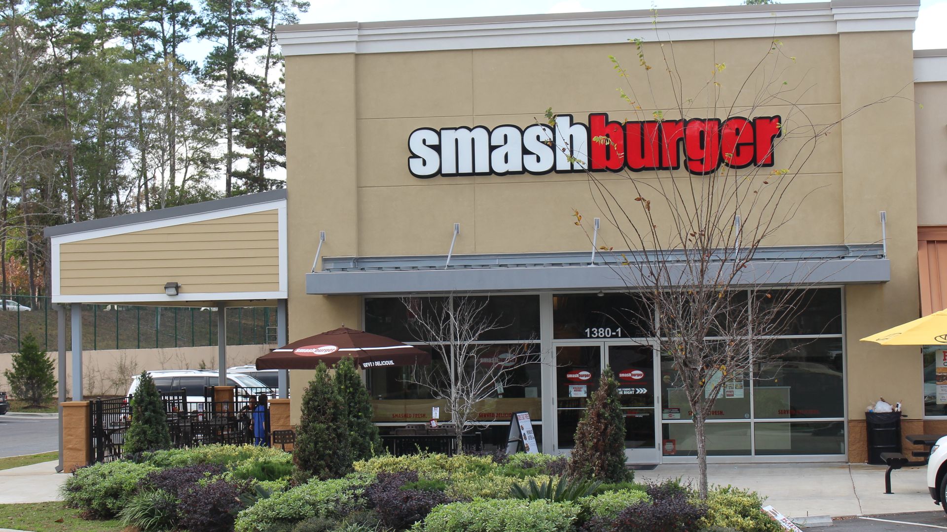 File:Smash Burger, Village Commons, Tallahassee.jpg