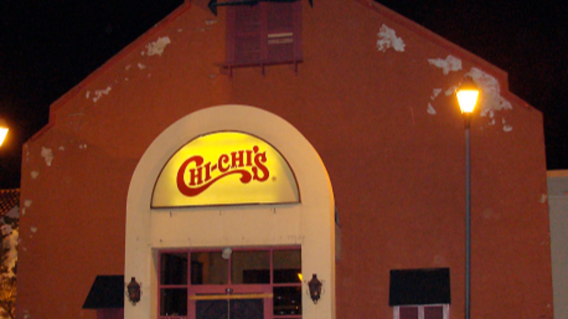 File:Former Chi-Chi's restaurant in Alexandria, Virginia.png