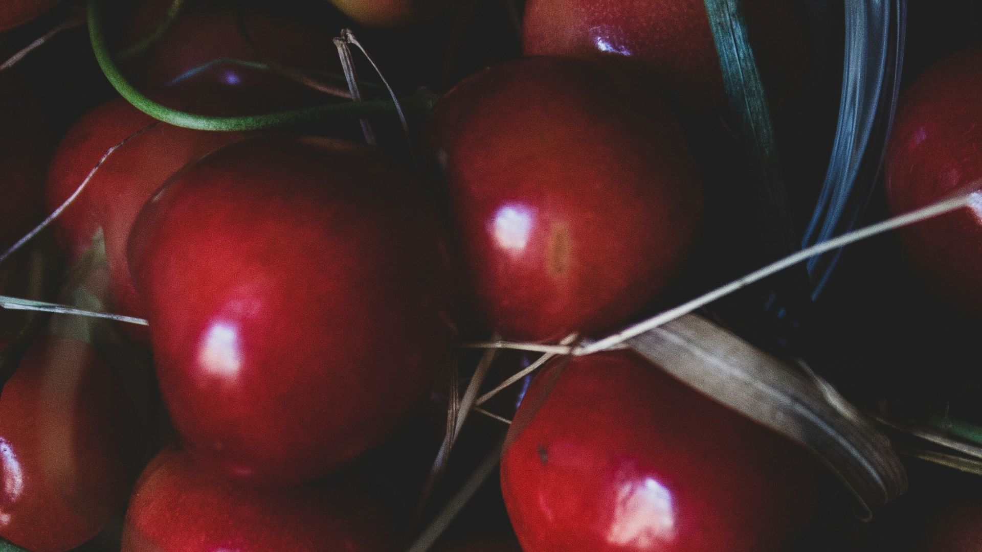 pile of cherry fruit
