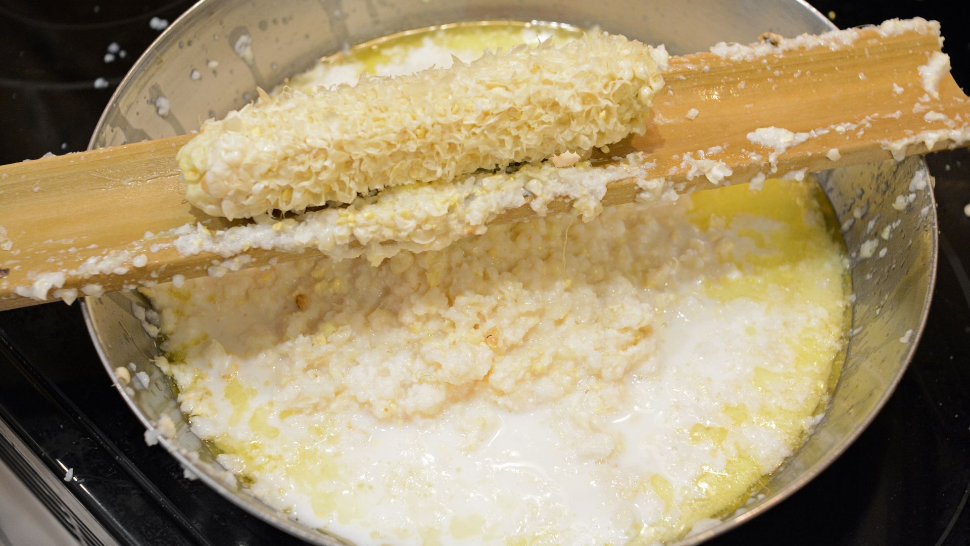 File:Cooking creamed corn.jpg
