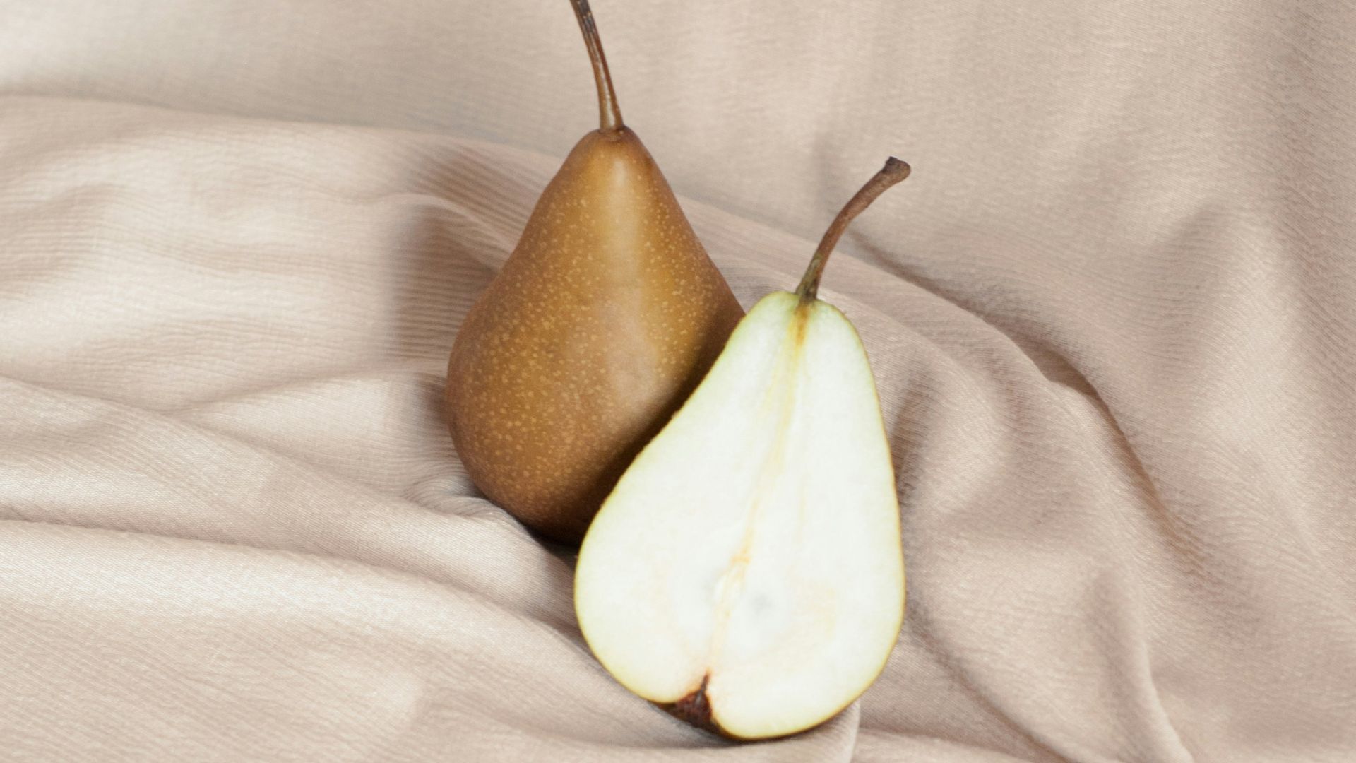 brown pear fruits