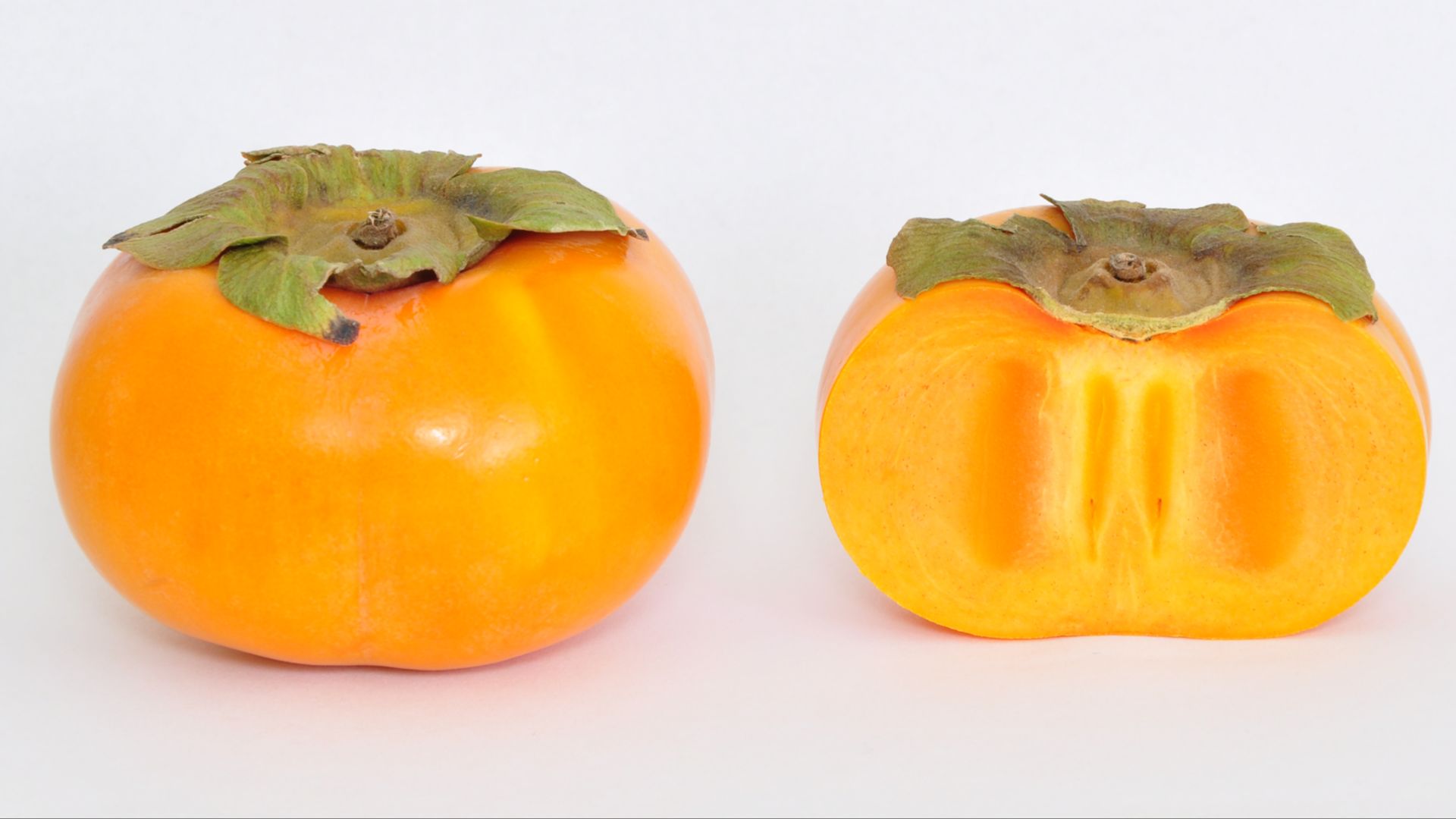 File:Fuyu Persimmon (Diospyros Kaki).jpg